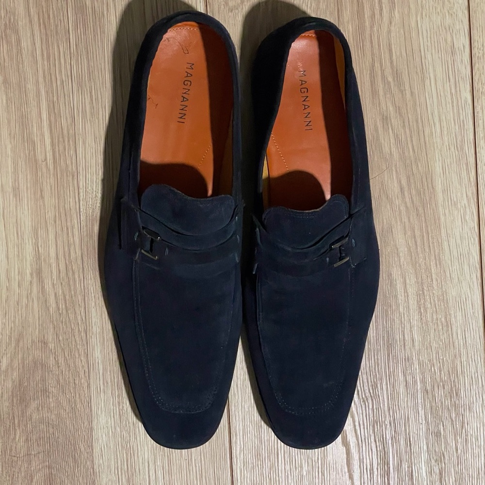 Suede navy blue shoes/ never used